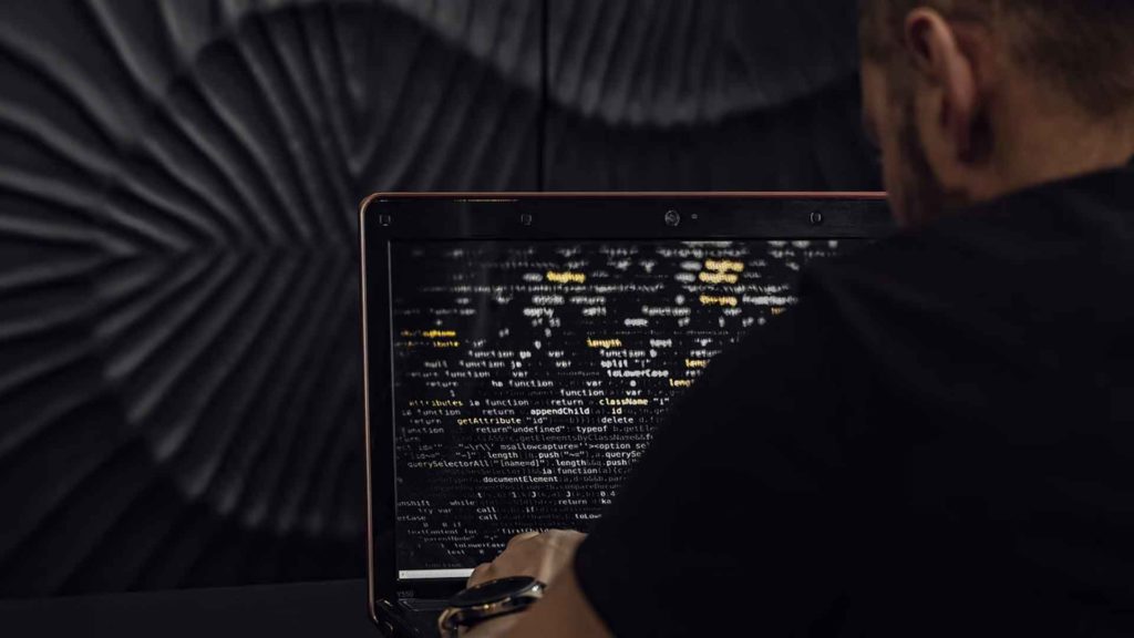 Fundamentos del desarrollo de aplicaciones Low Code y No Code