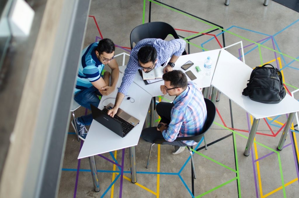 Estudios de mercado para el comercio digital de productos y servicios