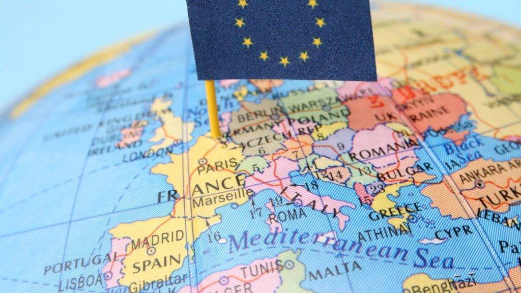 Ley de contratos del sector público en España y en la Unión Europea